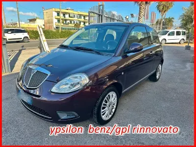 Usata Lancia Ypsilon 77 CV (56 kW) 2010 Marrone Utilitaria