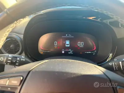 Usata Hyundai i10 63 CV (46 kW) 2024 Bluazzurro Utilitaria