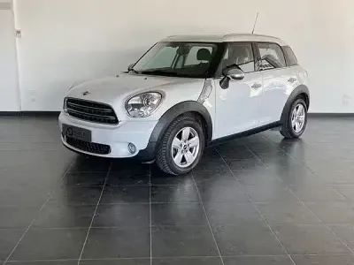 Usata Mini Cooper D Countryman 115 CV (84 kW) 2014 Bianco SUV