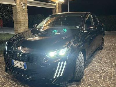 Usata Peugeot 208 Allure 101 CV (74 kW) 2023 Nero Utilitaria