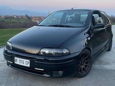 Usata Fiat Punto 136 CV (100 kW) 1996 Nero Berlina