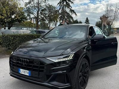 Usata Audi Q8 S-Line 340 CV (250 kW) 2022 Nero SUV