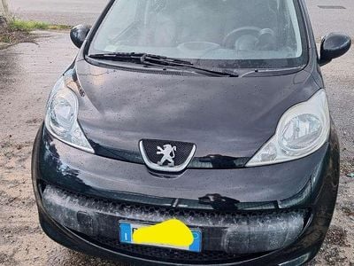 Begagnad Peugeot 107 68 HK (50 kW) 2007 Halvkombi