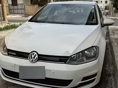 Begagnad VW Golf VII 110 HK (80 kW) 2015 Vit Sedan