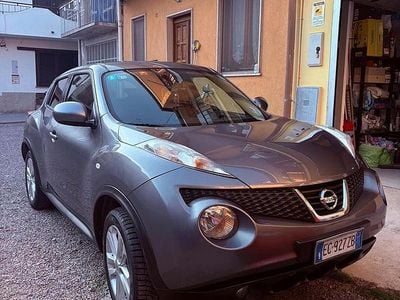 Usata Nissan Juke Tekna 117 CV (86 kW) 2010 Grigio SUV