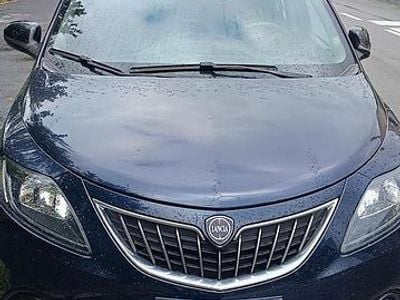 Begagnad Lancia Ypsilon