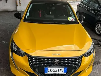 Begagnad Peugeot 208