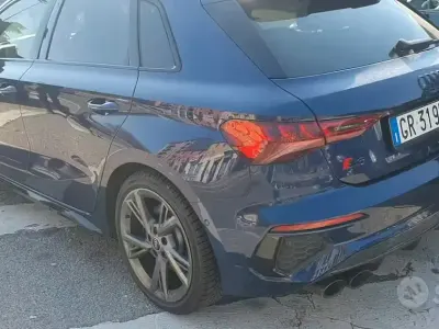 Usata Audi A3 S-Line 310 CV (228 kW) 2023 Blu Berlina