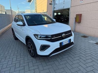 Usata VW T-Cross R-line 116 CV (85 kW) 2024 Pure white SUV