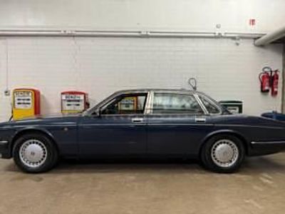 Usata Jaguar XJ6 226 CV (166 kW) 1990 Blu Berlina