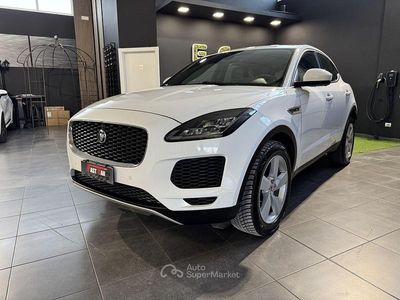 Begagnad Jaguar E-Pace R-Dynamic 179 HK (131 kW) 2019 Vit SUV