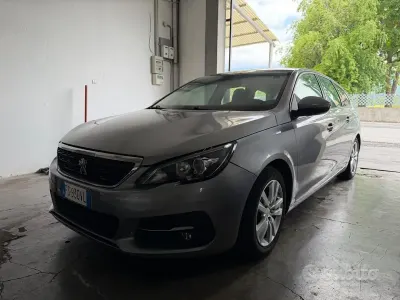 Usata Peugeot 308 Active 131 CV (96 kW) 2018 Grigio Station wagon