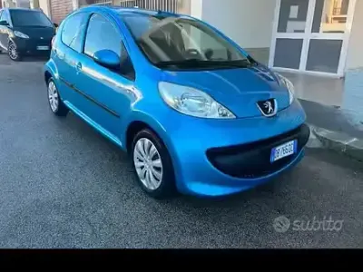 Gebraucht Peugeot 107 68 PS (50 kW) 2006 Blau Kleinwagen