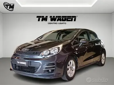 Usata Kia Rio 85 CV (62 kW) 2016 Grigio Utilitaria
