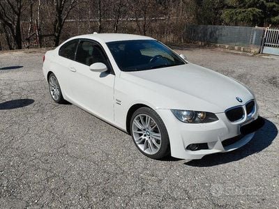 Usata BMW 320 M Sport 177 CV (130 kW) 2009 Bianco Coupé