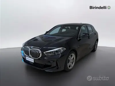 Usata BMW 118 M Sport 136 CV (100 kW) 2022 Black sapphire metallizzato Utilitaria
