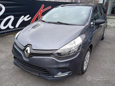 Usata Renault Clio IV Life 76 CV (55 kW) 2019 Grigio Berlina