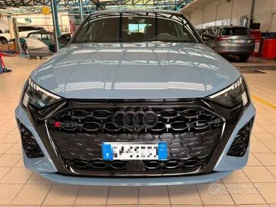 Usata Audi RS3 Ambiente 400 CV (294 kW) 2023 Grigio Berlina