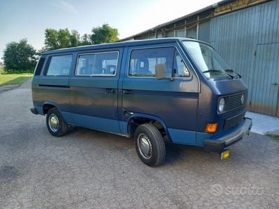 Usata 1990 VW Caravelle Monovolume | 18.000 €