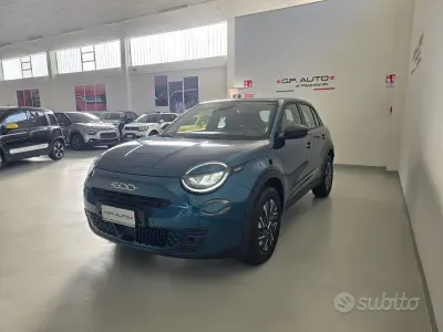 Usata Fiat 600 101 CV (74 kW) 2024 Verde mare SUV