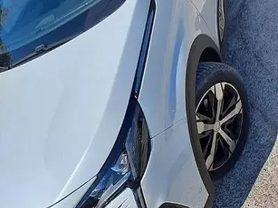 Usata Peugeot 3008 GT 131 CV (96 kW) 2021 Bianco SUV