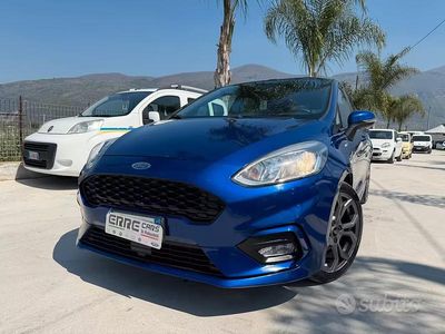 Usata Ford Fiesta ST-Line 85 CV (62 kW) 2018 Blu Utilitaria
