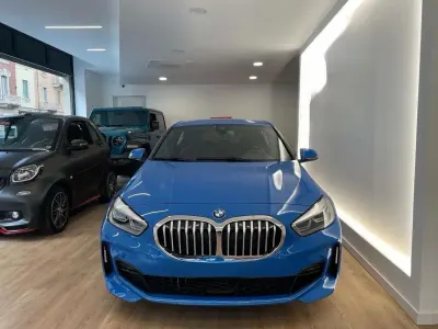 Gebraucht BMW 118 M Sport 150 PS (110 kW) 2021 Blau Kleinwagen