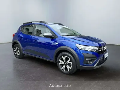 Usata Dacia Sandero Expression 101 CV (74 kW) 2023 Blu/azzurro Berlina