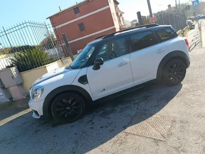 Usata Mini Cooper D Countryman Hype 150 CV (110 kW) 2019 Bianco SUV