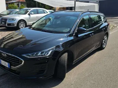 Usata Ford Focus Business Edition 120 CV (88 kW) 2022 Nero Station wagon