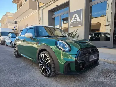 Usata Mini John Cooper Works 178 CV (130 kW) 2022 Verde Utilitaria