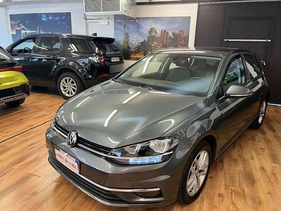 Usata VW Golf VII Business 125 CV (91 kW) 2018 Grigio Berlina