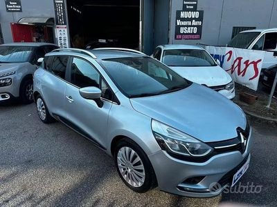 Usata Renault Clio GrandTour Zen 90 CV (66 kW) 2017 Grigio Station wagon