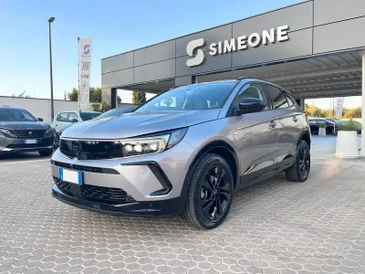 Usata Opel Grandland X 131 CV (96 kW) 2024 Grigio SUV