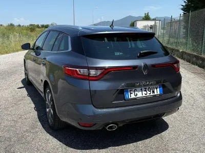 Usata Renault Mégane GrandTour Bose Edition 110 CV (80 kW) 2017 Blu/azzurro Station wagon