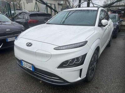 Vari colori Usata 2022 Hyundai Kona SUV | 18.600 € (Buon prezzo)
