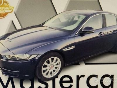 Usata Jaguar XE Business Edition 180 CV (132 kW) 2016 Blu/azzurro Berlina