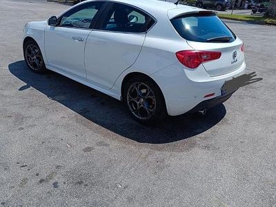 Usata Alfa Romeo Giulietta 105 CV (77 kW) 2013 Utilitaria