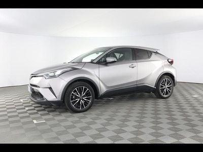 Usata Toyota C-HR Lounge 116 CV (85 kW) 2017 Grigio / pastello SUV