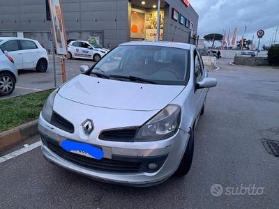Usata Renault Clio II 2008 Grigio Utilitaria