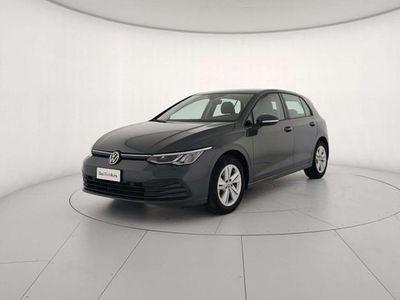 Gebraucht VW Golf VIII Life 110 PS (80 kW) 2020 Grau Limousine