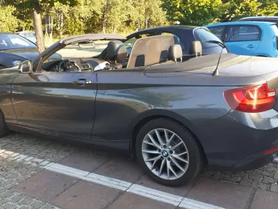 Begagnad BMW 218 Luxury Line 150 HK (110 kW) 2016 Svart Cab