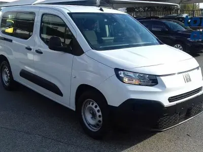 Nuova Fiat Doblò 101 CV (74 kW) 2026 Bianco Monovolume