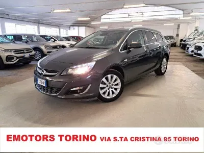 Usata Opel Astra Cosmo 110 CV (80 kW) 2016 Antracite Station wagon