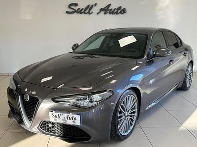 Usata Alfa Romeo Giulia Super 180 CV (132 kW) 2018 Grigio Berlina