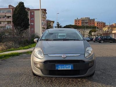 Grigio Usata 2013 Fiat Punto Evo Utilitaria | 4000 € (Buon prezzo)