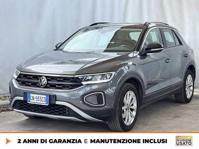 Begagnad VW T-Roc Life 116 HK (85 kW) 2023 Grå SUV