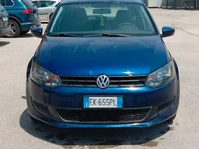 Usata VW Polo 75 CV (55 kW) 2012 Bluazzurro Utilitaria