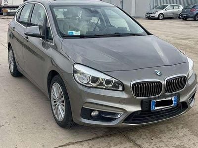Usata BMW 218 Active Tourer Luxury Line 150 CV (110 kW) 2014 Bronzo Monovolume