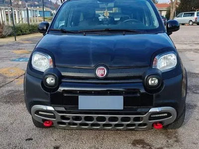 Usata Fiat Panda Cross Cross 85 CV (62 kW) 2019 Nero Utilitaria